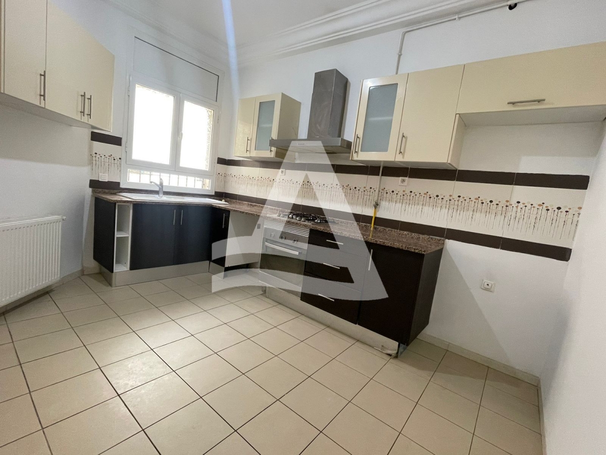Location Appartement avec jardin au lac 2 image 3