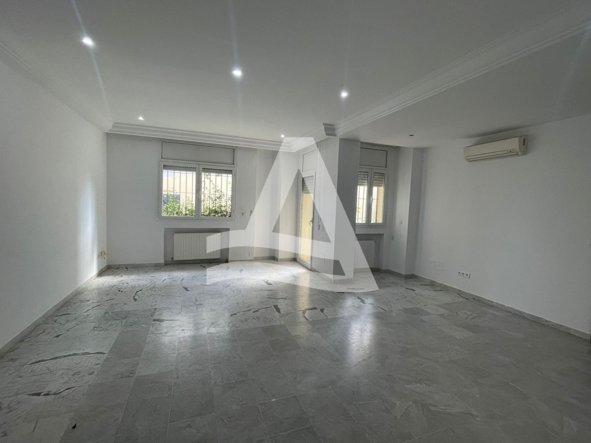 Location Appartement avec jardin au lac 2 image 4