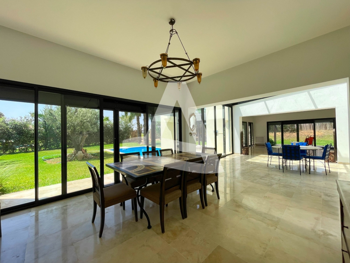 Location d'une villa semi meublée à Gammarth image 4