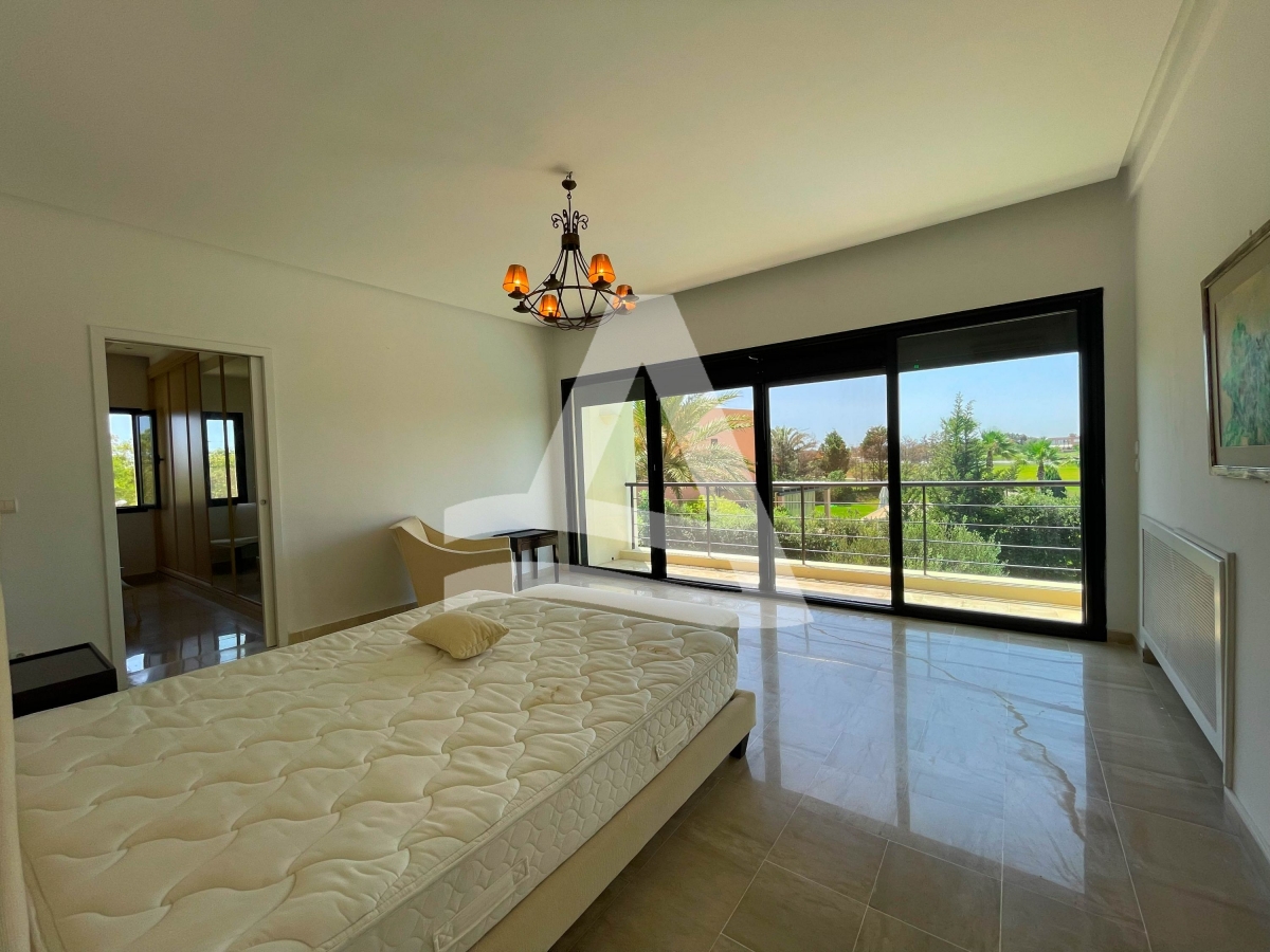 Location d'une villa semi meublée à Gammarth image 8