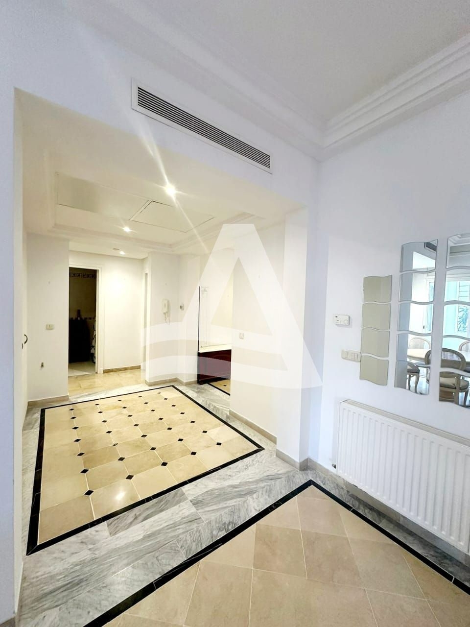 Appartement meublé S2 à marsa plage image 2