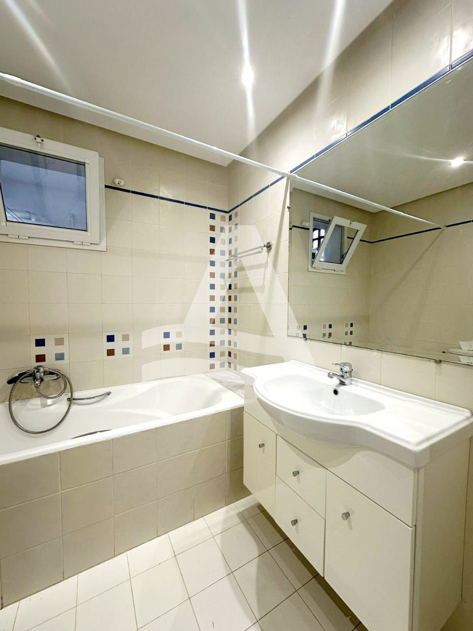 Appartement meublé S2 à marsa plage image 8