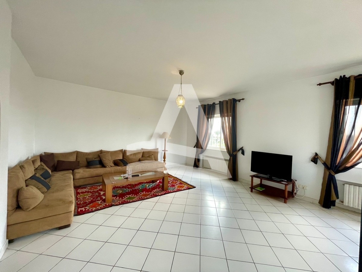 Location d'un duplex meublé à Gammarth image 1
