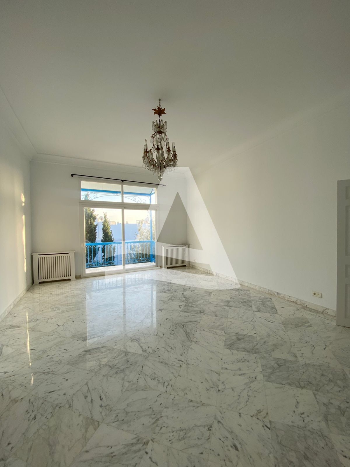 Villa à louer à Sidi Bou Said image 4