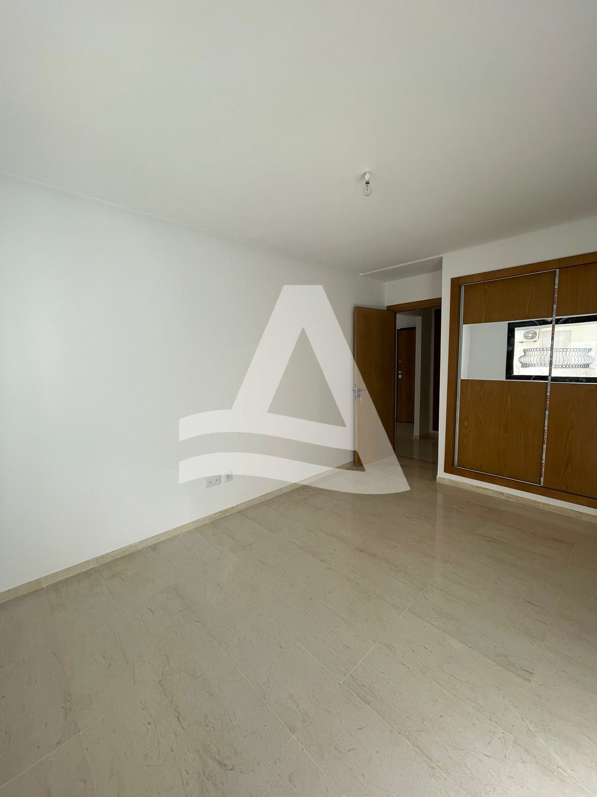 A louer appartement a Ain zaghouen image 3