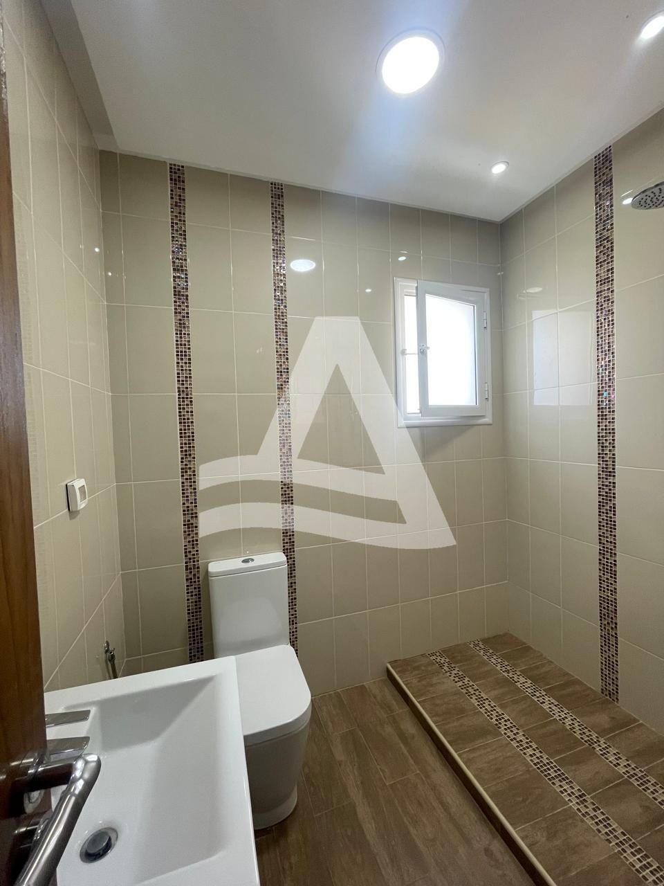 A louer étage de villa a La nouvelle soukra image 11
