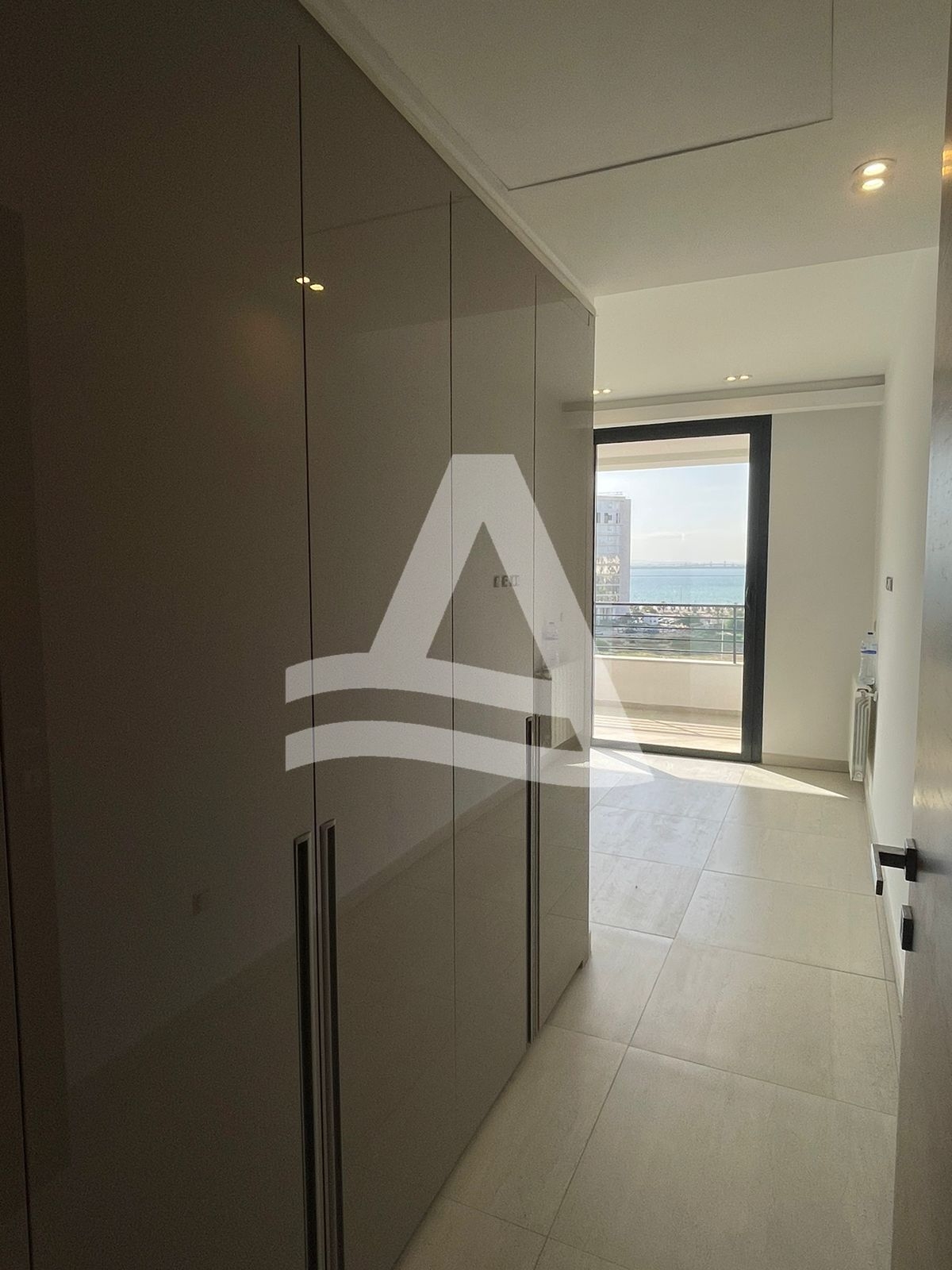 Location Appartement vue lac au lac 2 image 5