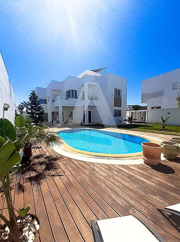Villa à vendre à Gammarth image 0