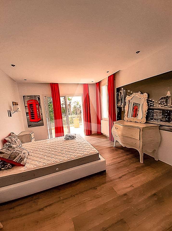 A louer un Triplex à Gammarth image 13