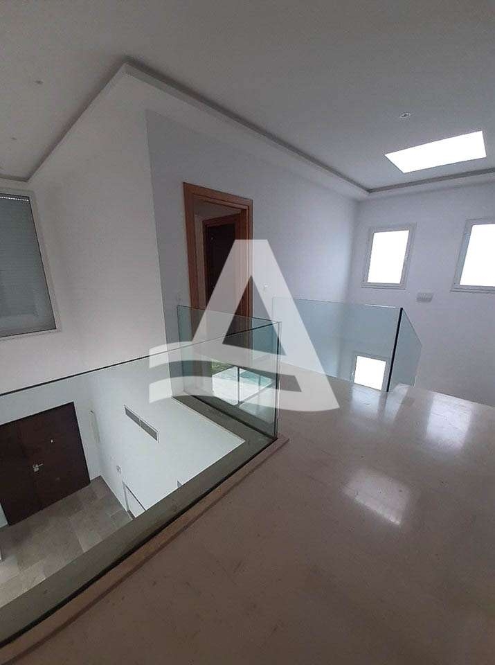 A louer une villa à Gammarth image 5