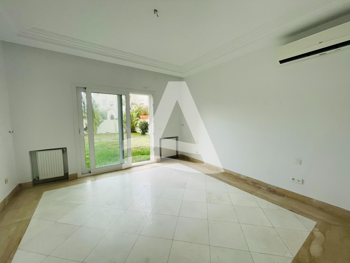 Location d'un appartement avec jardin à Gammarth image 6