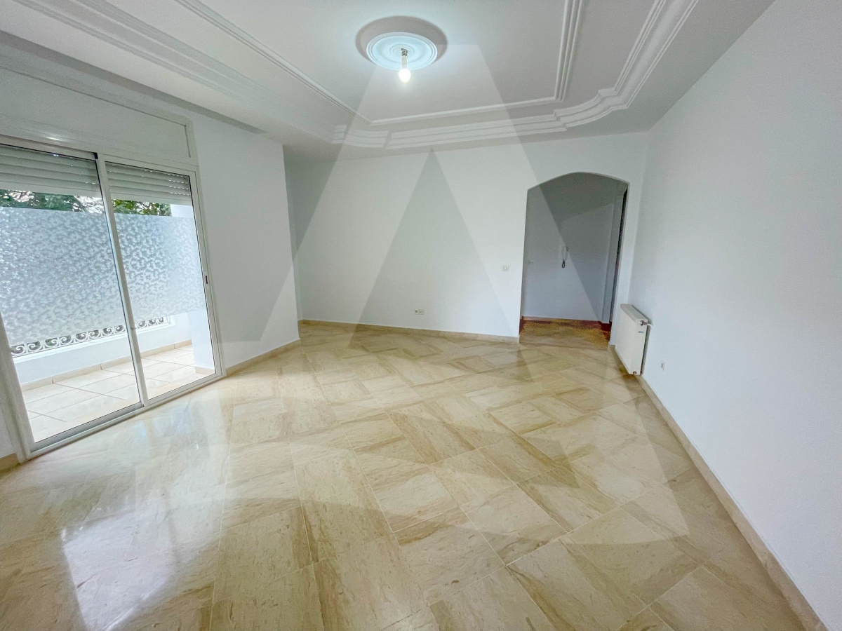 Location d'un étage de villa  s3 vide à la Marsa image 4