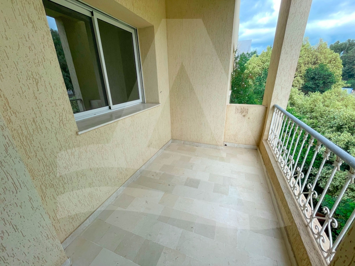 Location d'un étage de villa  s3 vide à la Marsa image 11