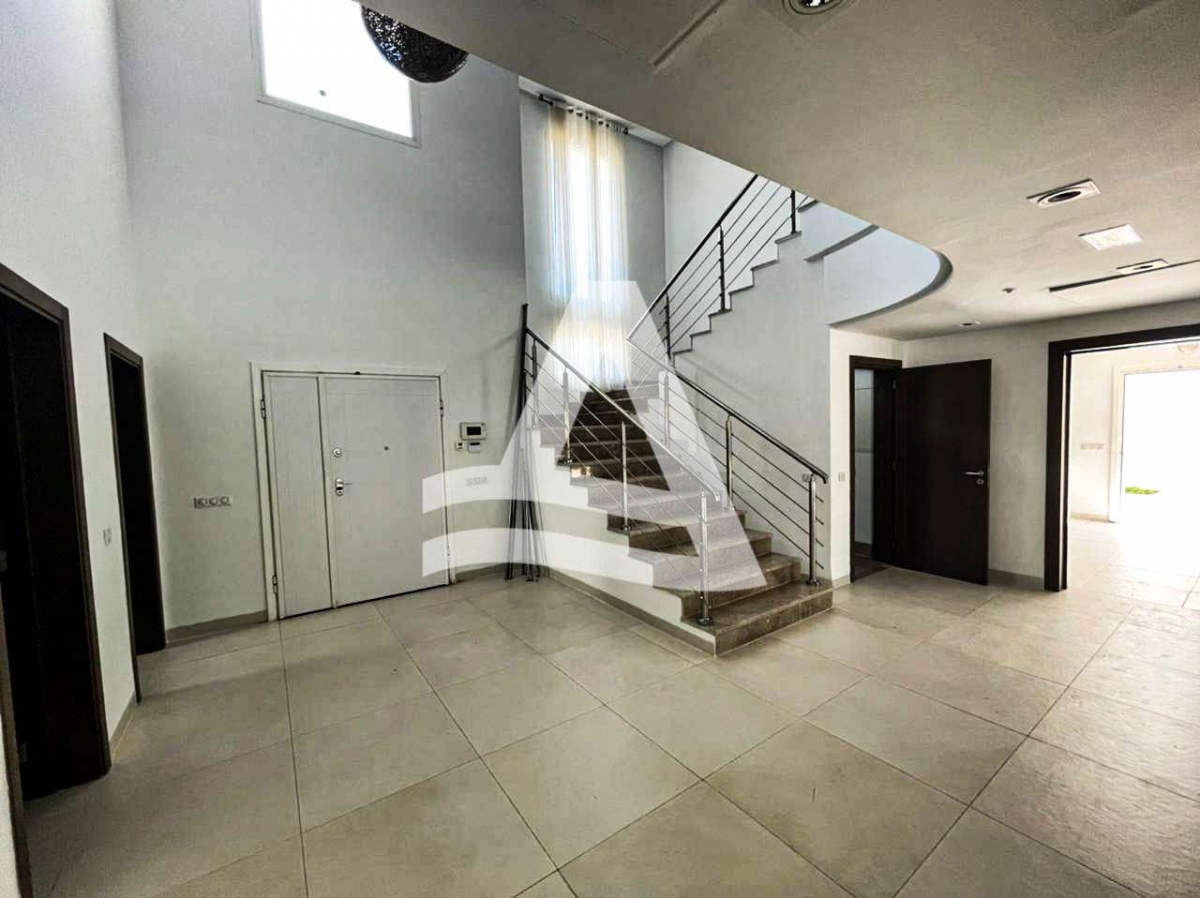Location d'une villa à la gammarth image 6