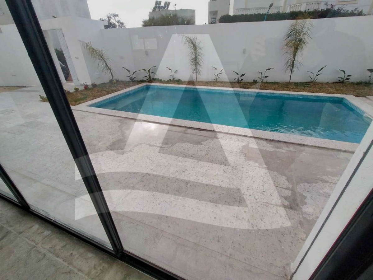 Location villa à Gammarth image 1