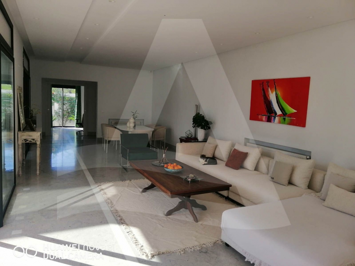 Villa S+4 à vendre à Gammarth image 8