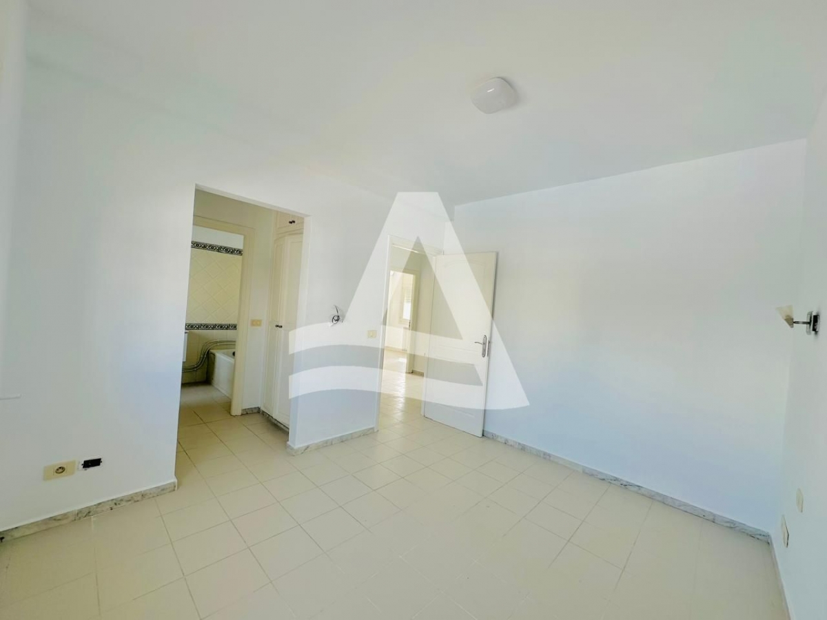 A louer un duplex S3 à la Marsa image 7