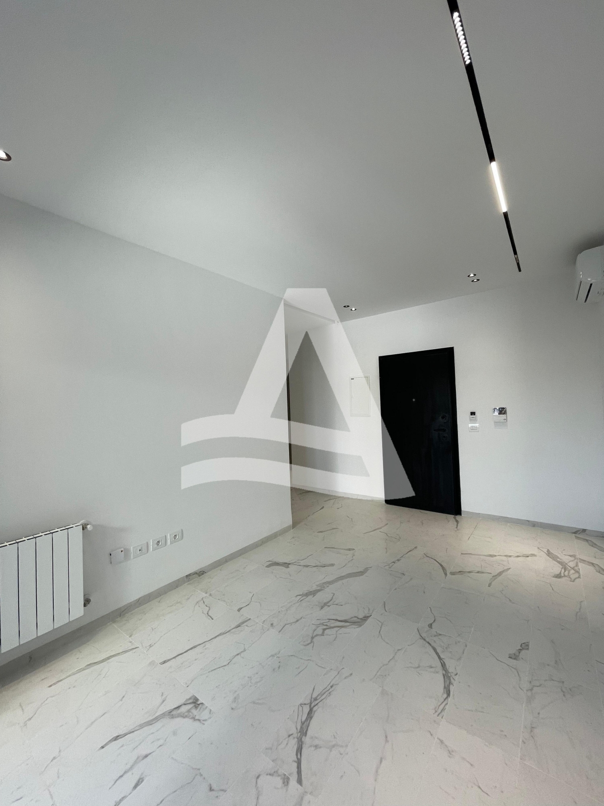 Appartement S1 à louer à ain zaghouan nord image 2