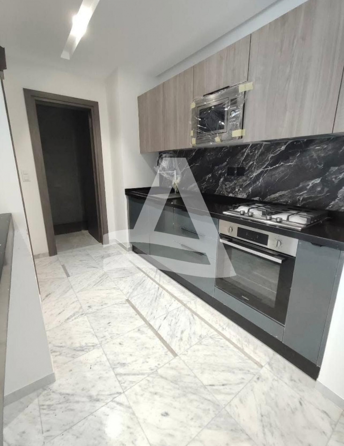 Appartement S1 à louer à ain zaghouan nord image 1
