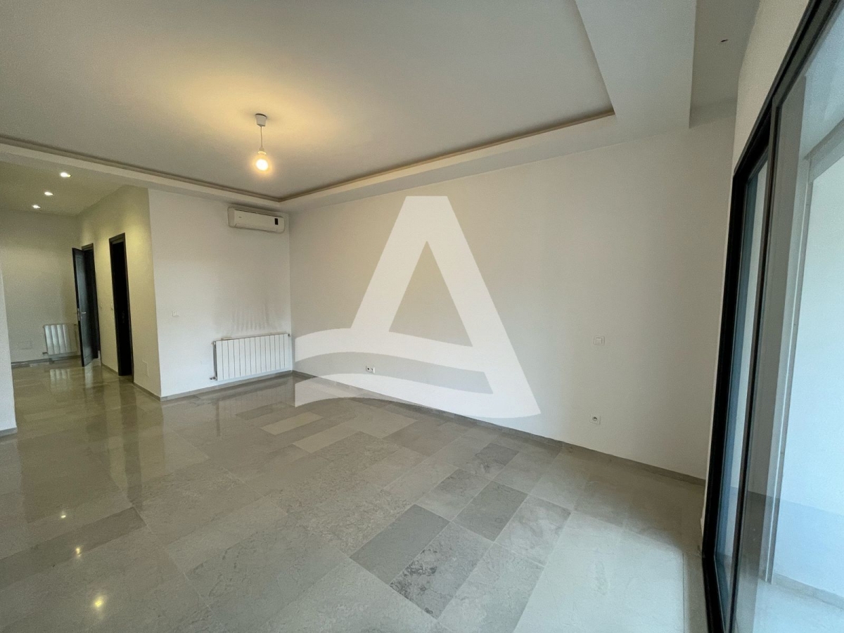 Appartement S+3 à louer à La Marsa image 3