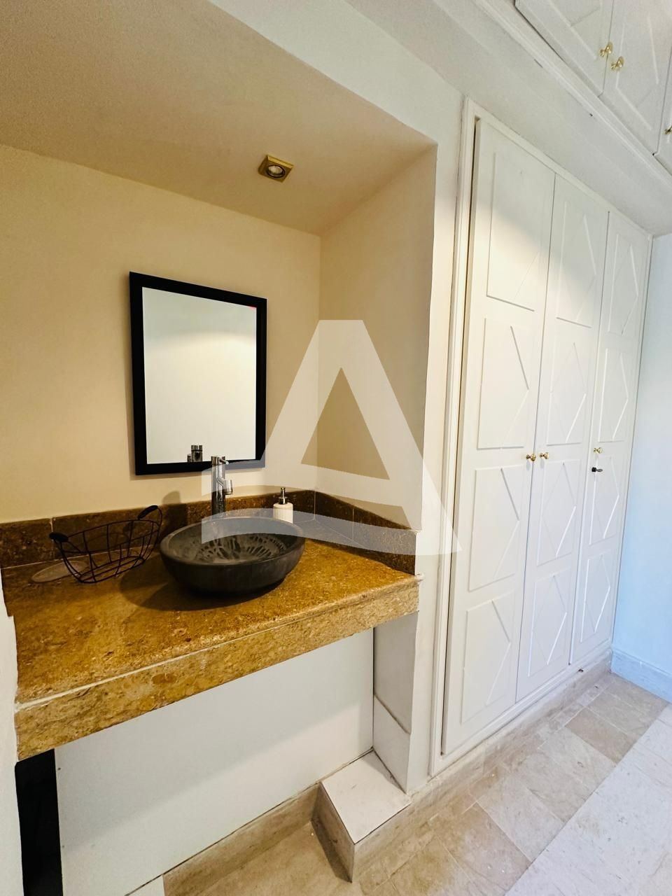 Appartement S3 meublé au cœur de la Marsa image 6