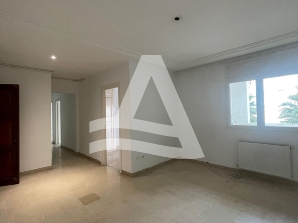 A vendre appartement s2  a l'aouina image 0
