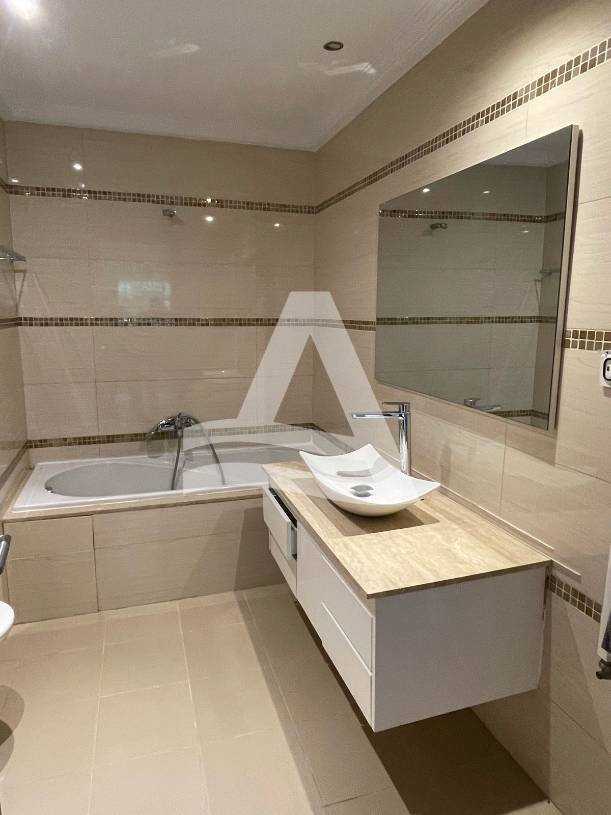 Location Appartement avec jardin au lac 2 image 1