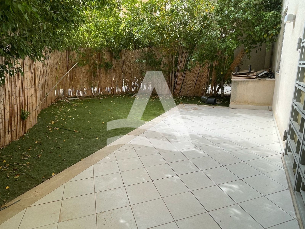 Location Appartement avec jardin au lac 2 image 3