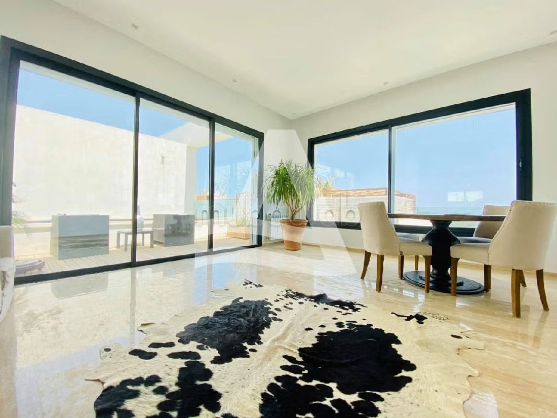 Location d'un penthouse avec piscine à Gammarth image 5