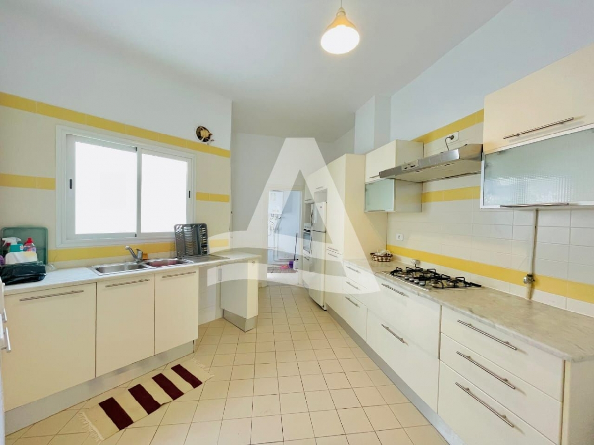 Maison indépendante S3 au cœur de la Marsa image 5