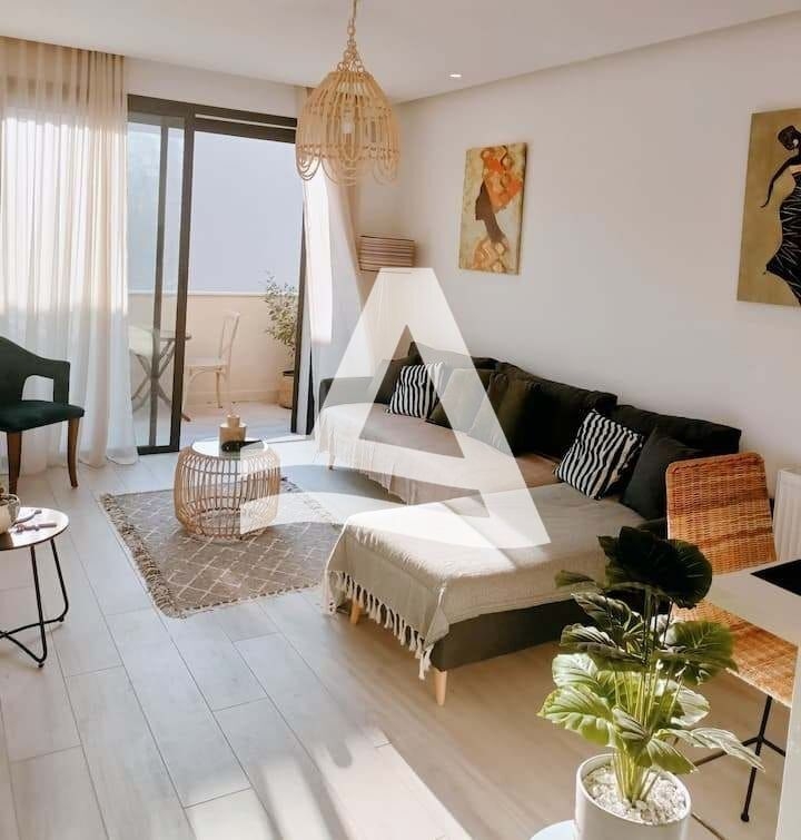 A louer S1 meublé à la marsa image 3