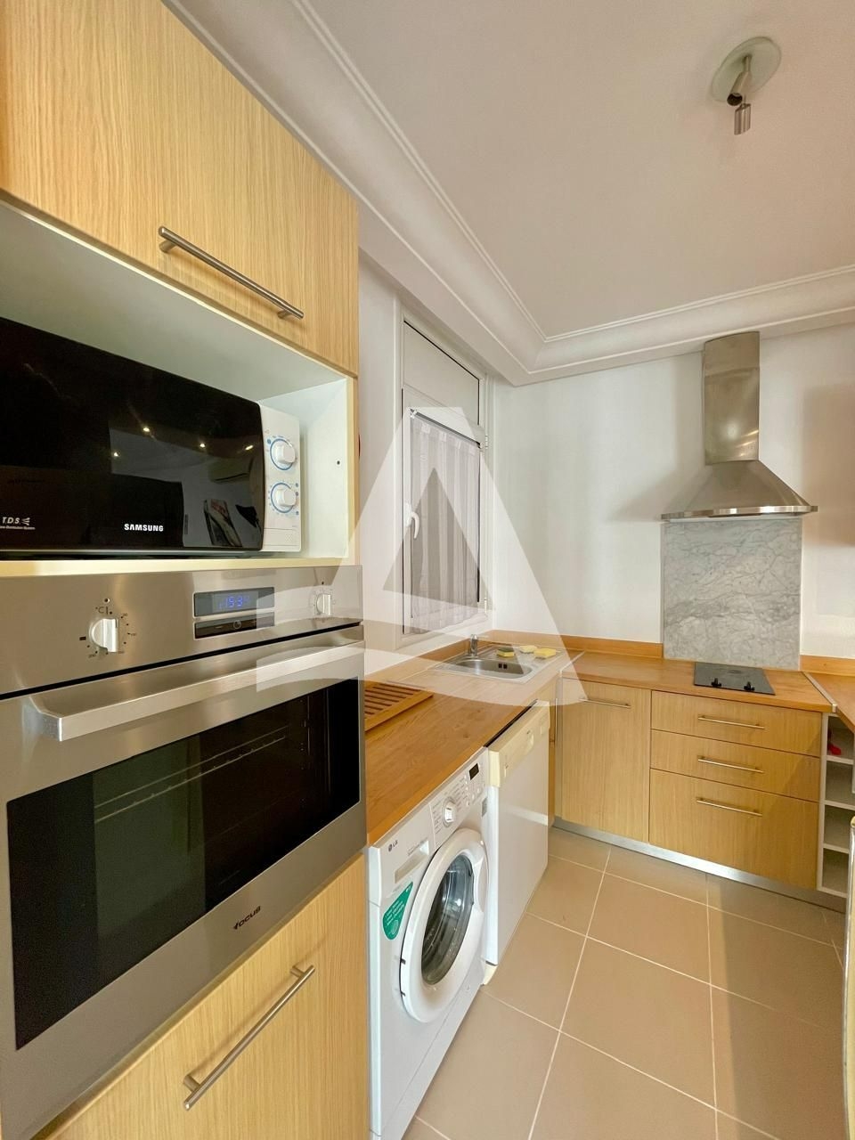 Appartement S2 meublé à Marsa ville image 2