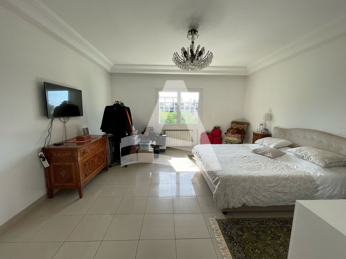 Location d'un appartement S3 à la Marsa image 4
