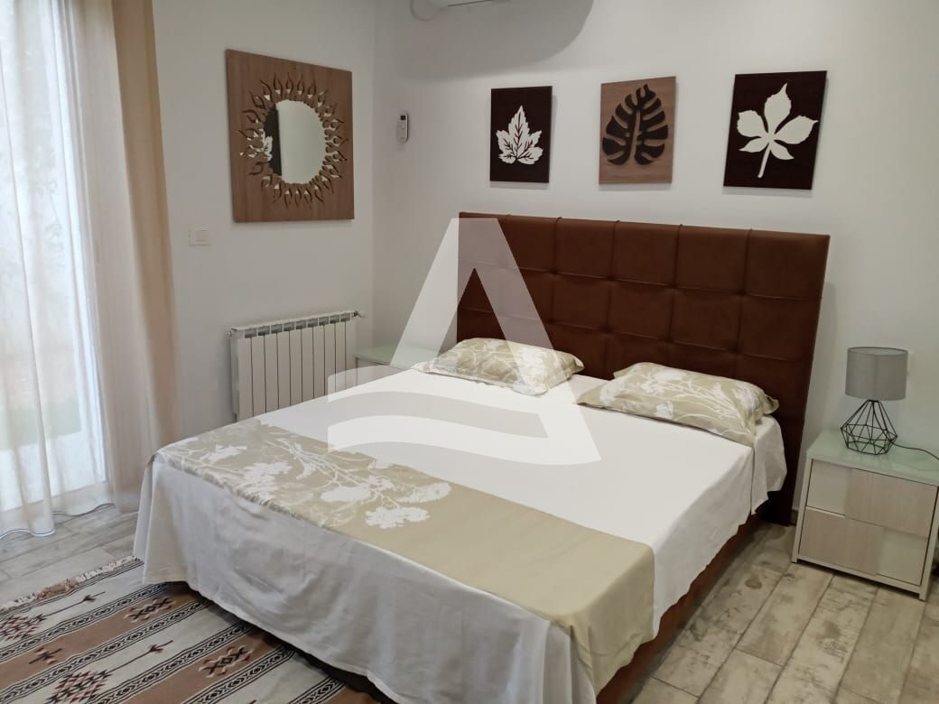 Location d'un S2 meublé avec jardin image 9