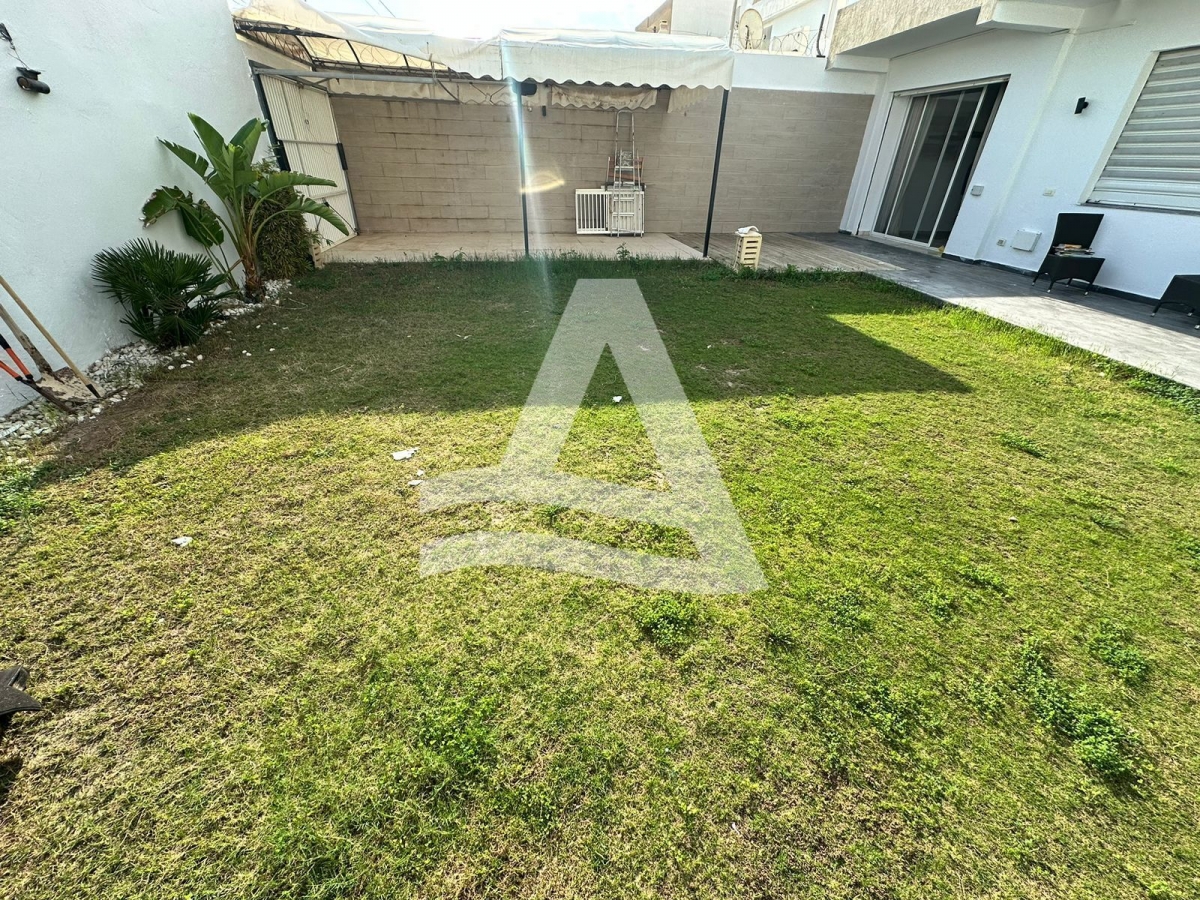 Location S3 avec jardin à la Marsa image 4