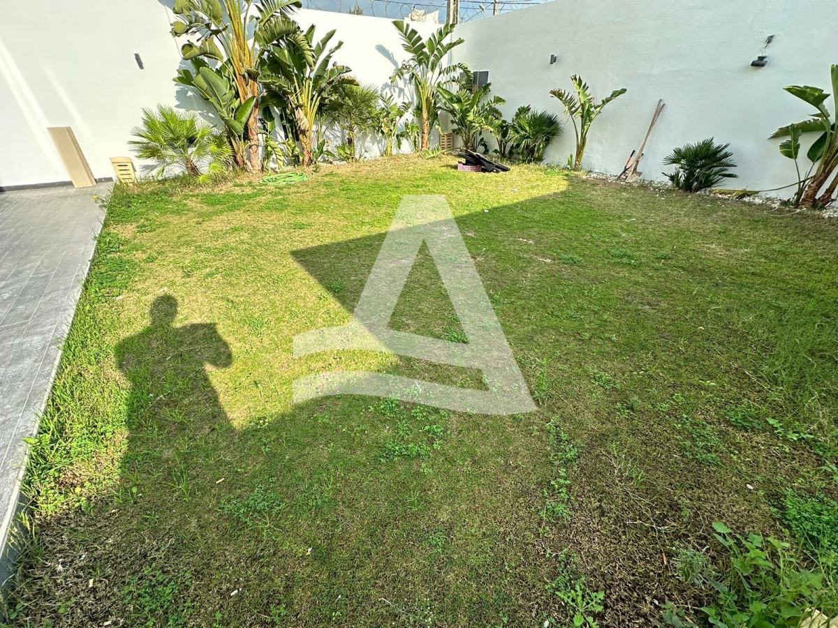Location S3 avec jardin à la Marsa image 6