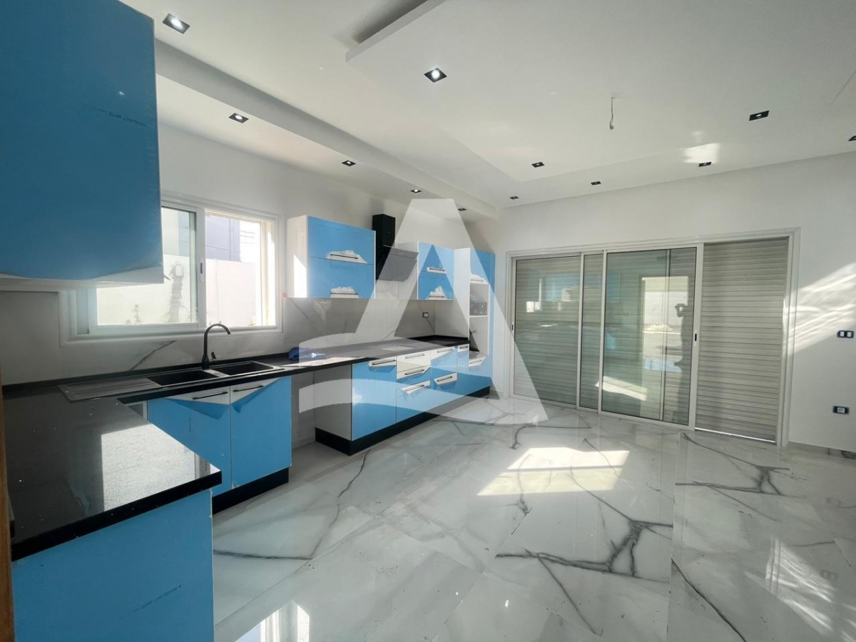 Triplex neuf a vendre a la soukra image 7