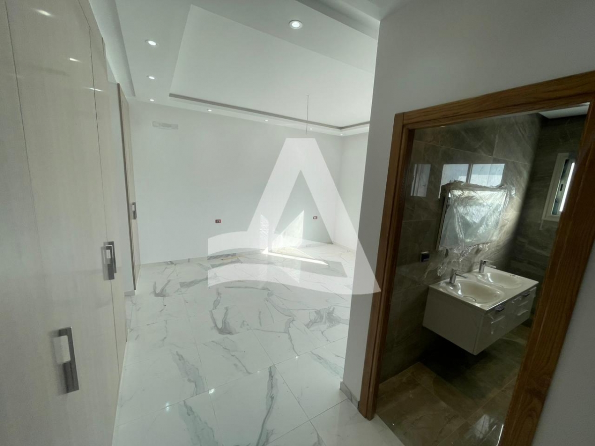 Triplex neuf a vendre a la soukra image 17