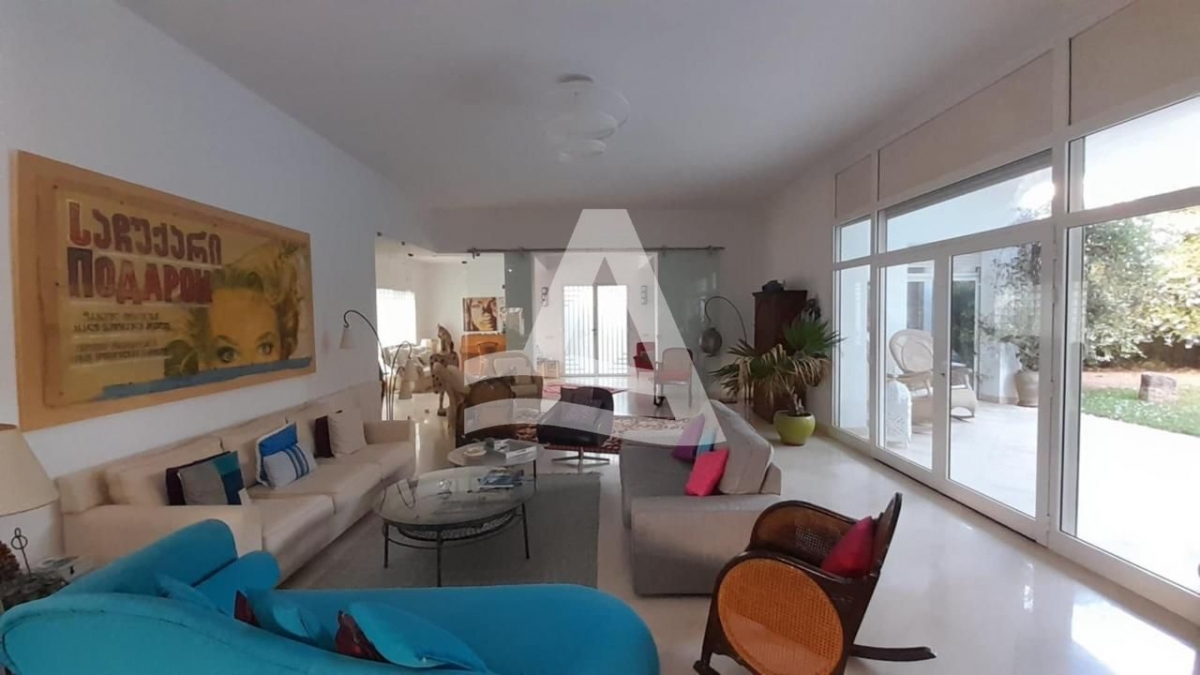 Villa à louer avec piscine - Marsa Ennassim image 8