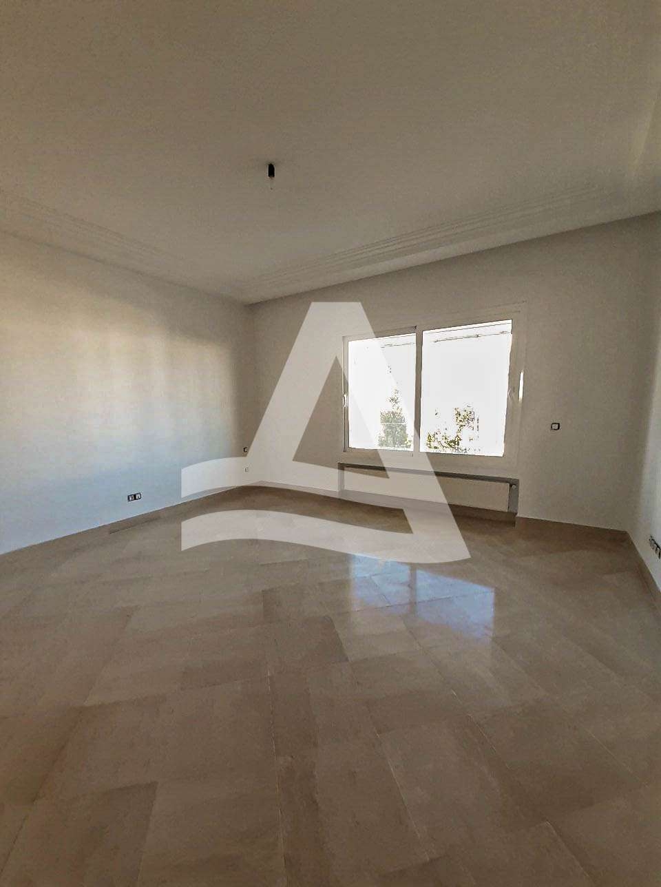 A loeur une villa à Gammarth image 3