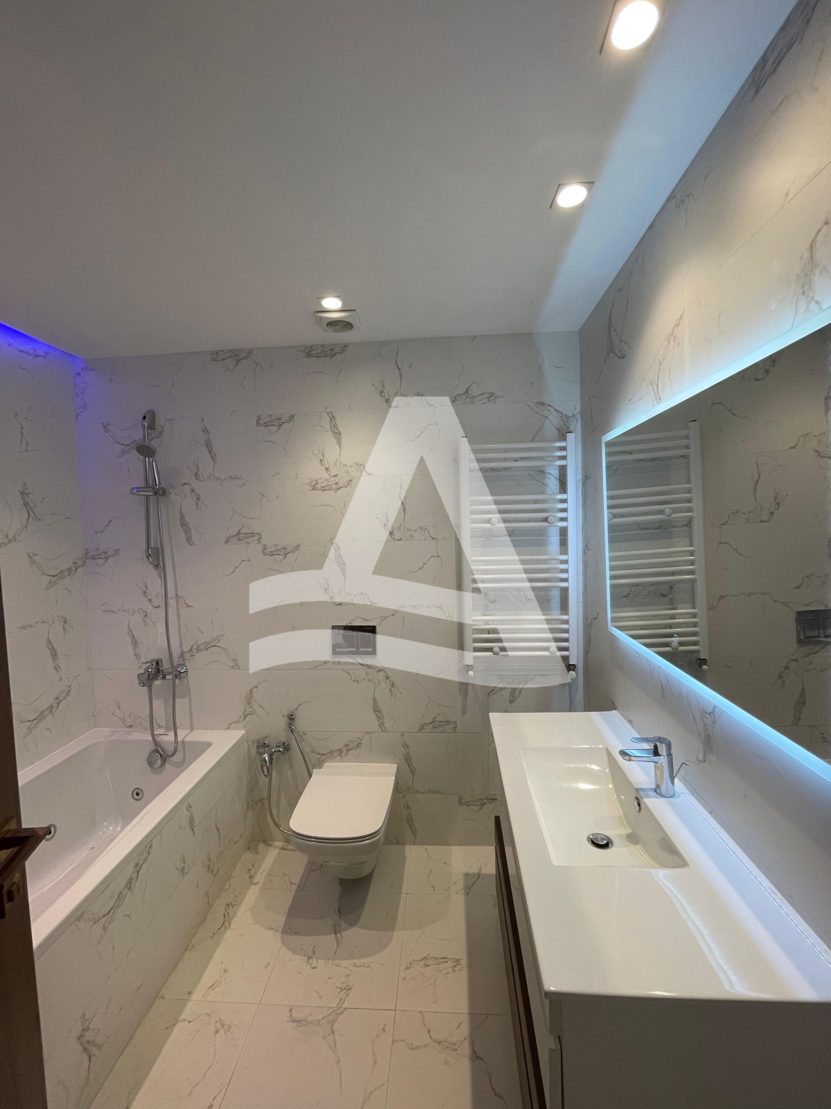 A louer duplex avec piscine a ain zaghouen nord image 6