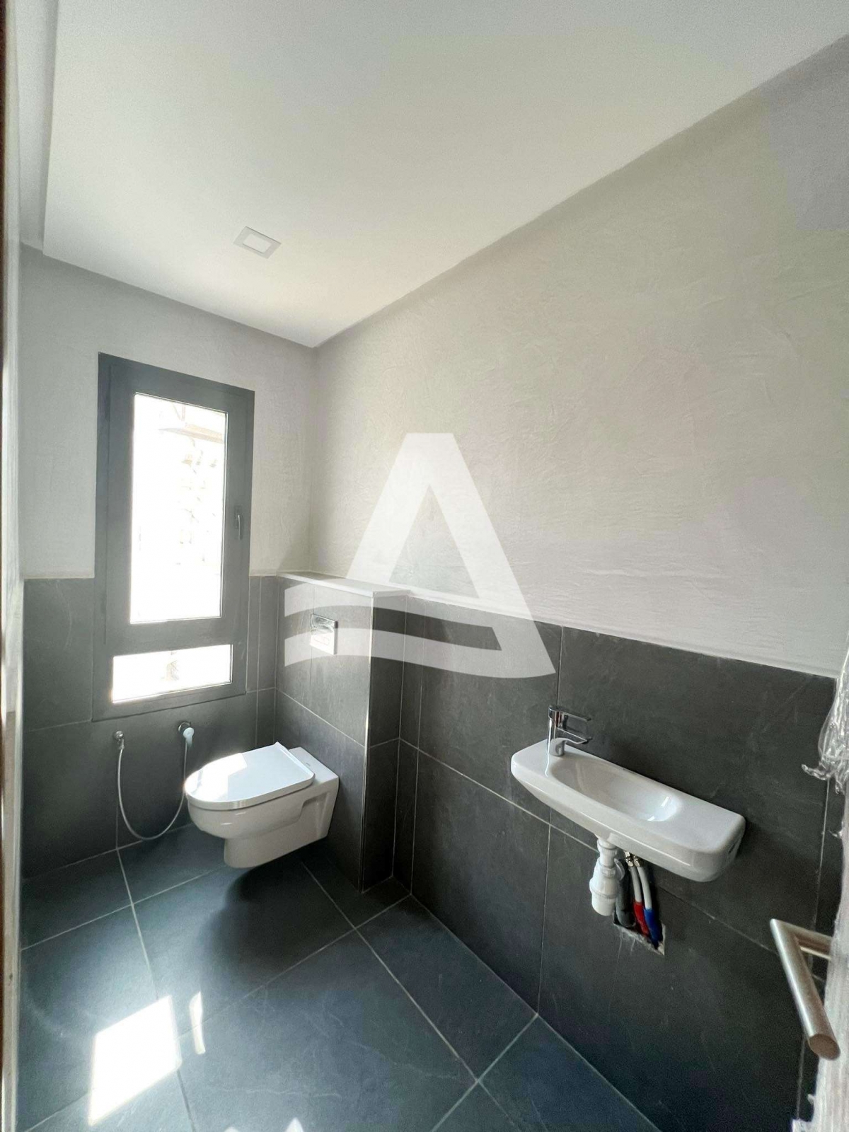 A vendre Immeuble lac 1 image 5