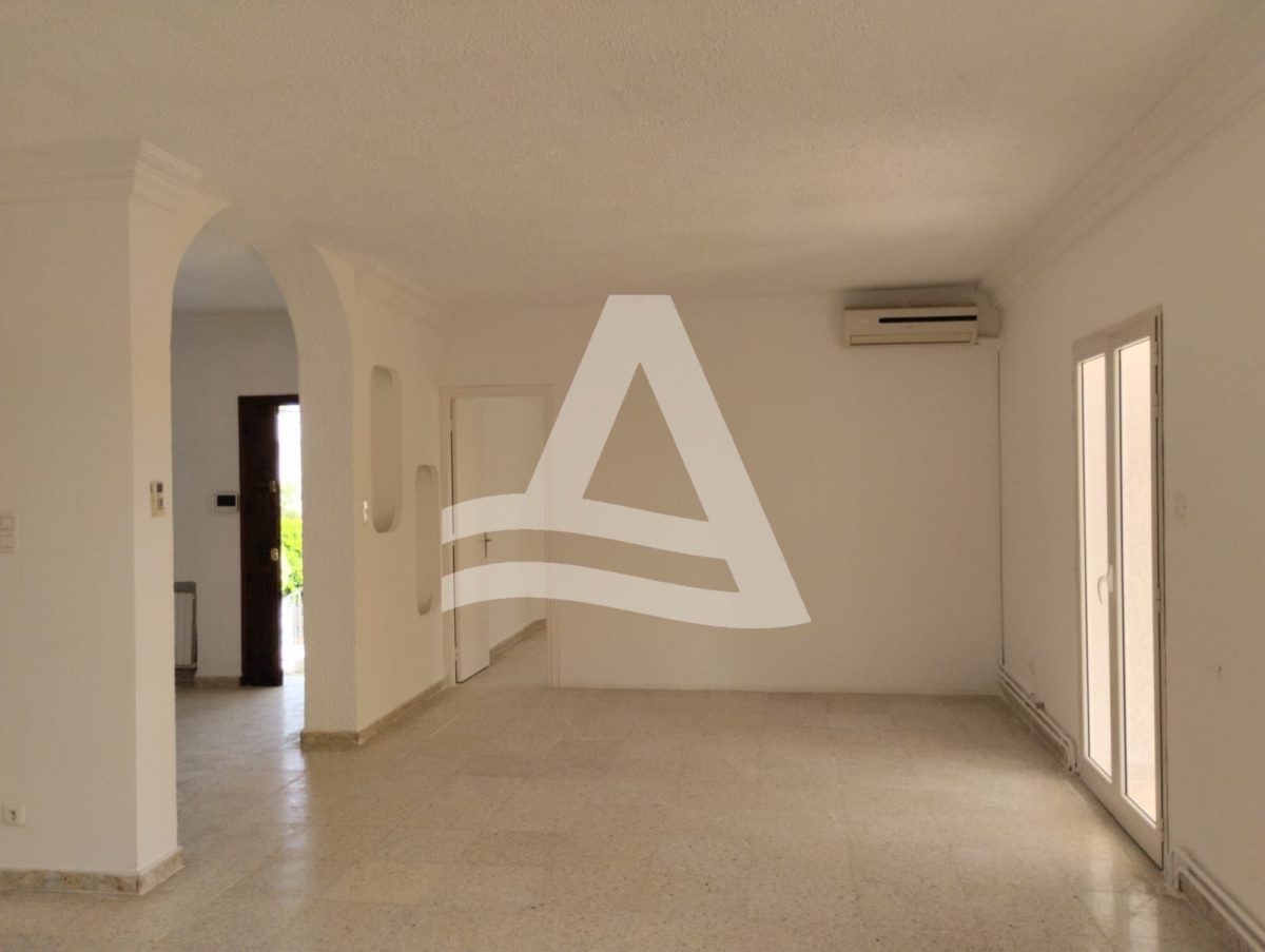 Etage de villa S4 à la Marsa image 4