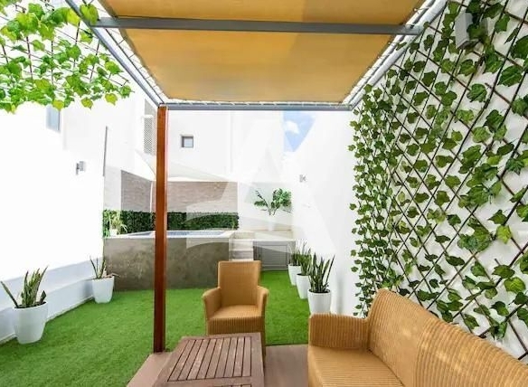 A vendre appartement avec piscine a ain zaghouen nord image 0