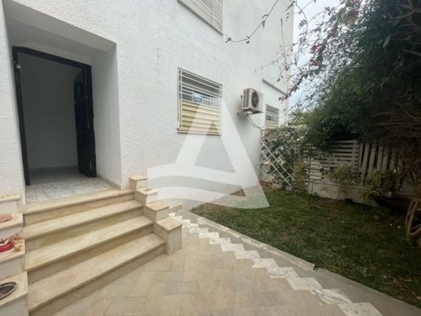 S+3 à louer à La marsa image 0