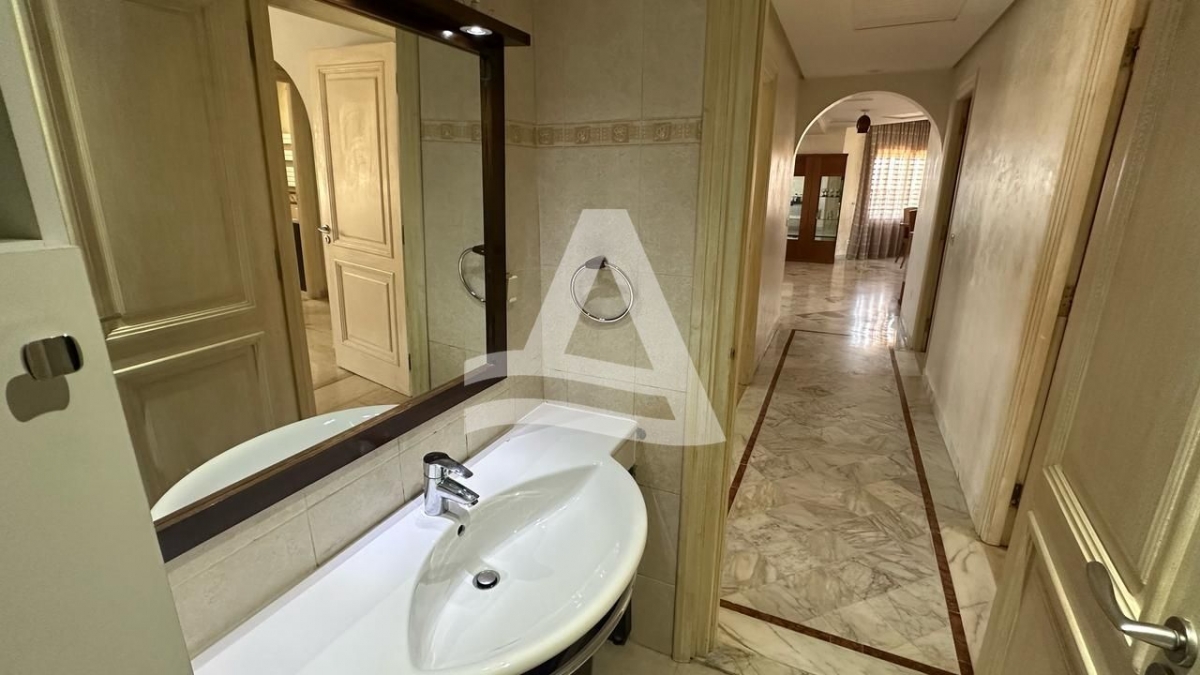 Location Appartement meuble au lac 1 image 5