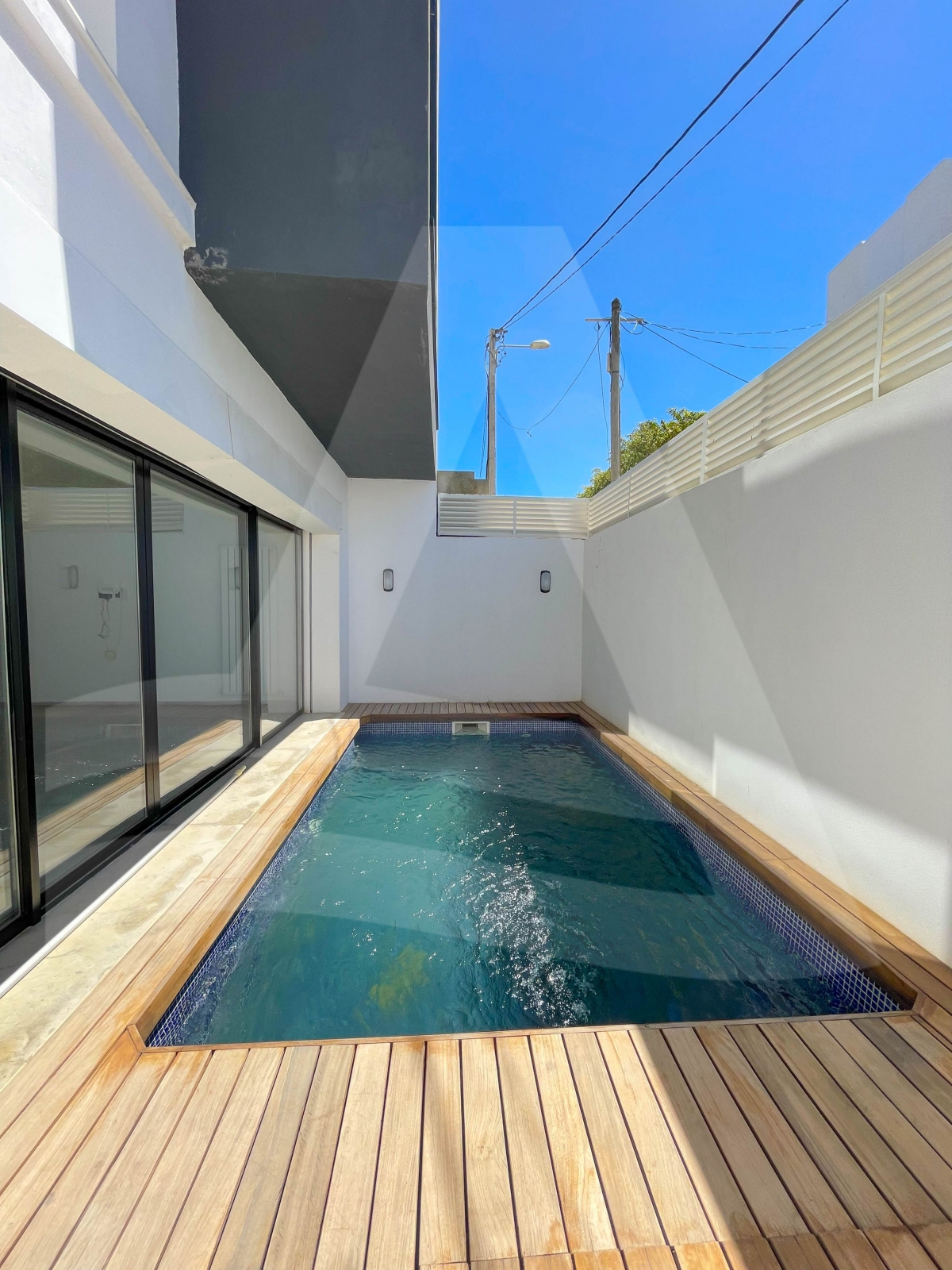 Location d'un luxueux triplex S4 avec piscine à Gammarth image 7