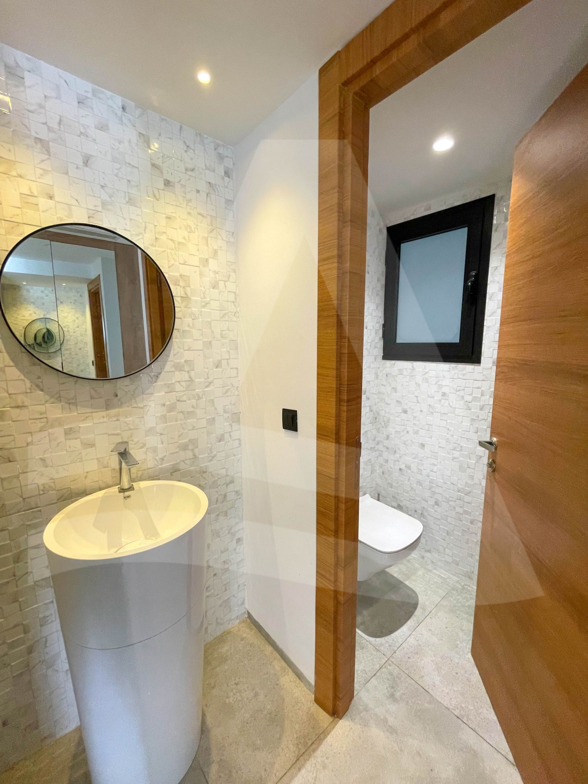 Location d'un luxueux triplex S4 avec piscine à Gammarth image 8