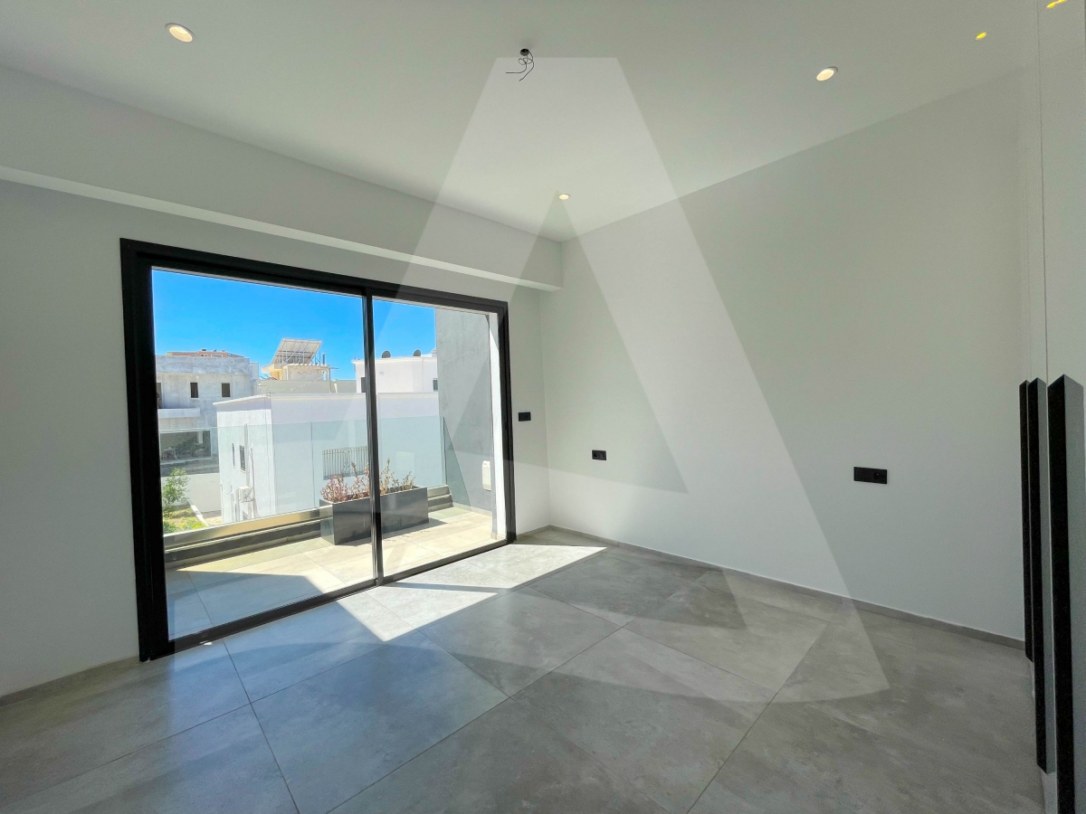 Location d'un luxueux triplex S4 avec piscine à Gammarth image 14