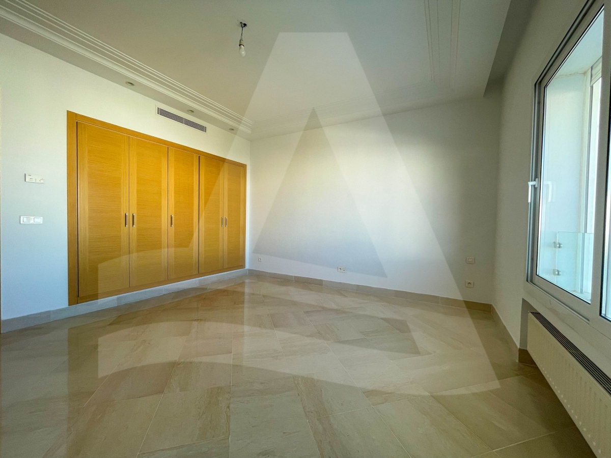 Location d'une luxueuse villa à Gammarth image 10